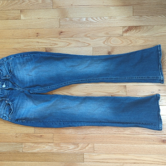 Maurices "Curvy" Jeans - Picture 2 of 10